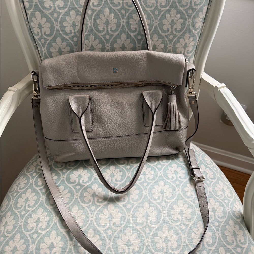 Kate Spade Elegant Gray Leather Handbag